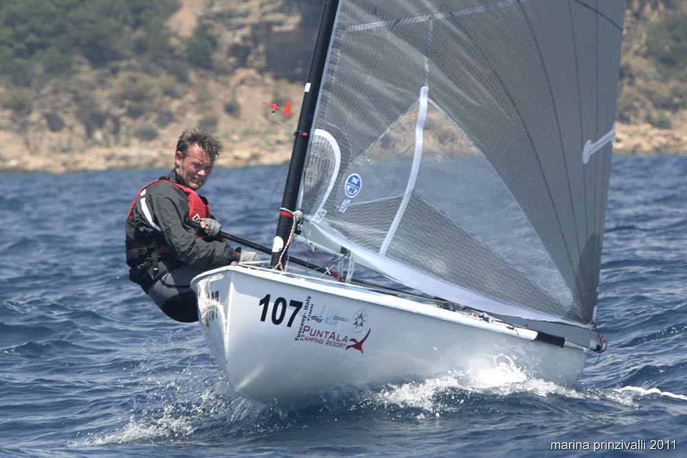 Finn World Masters 2011 – day three – very close at the top