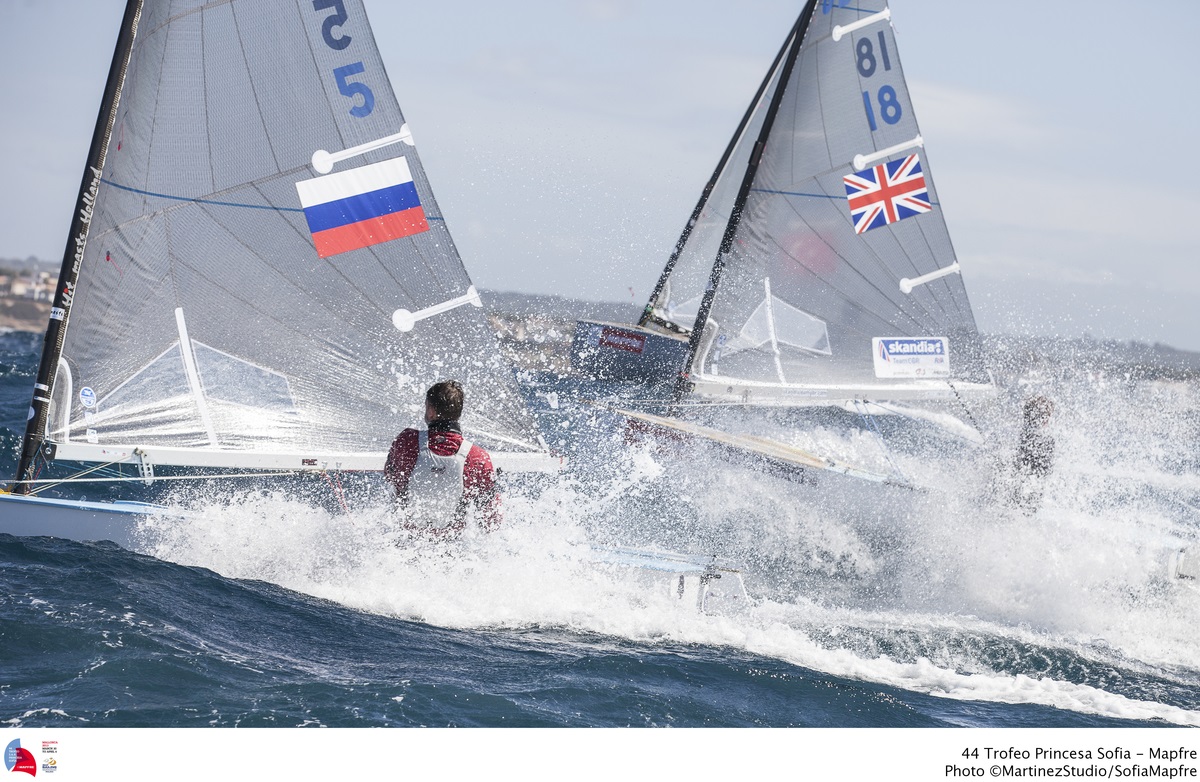 Regatta favourites open the scores in the 44th Trofeo Princesa Sofia Mapfre 2013