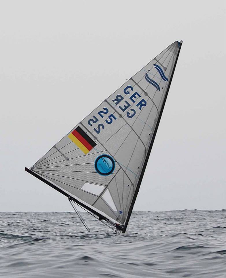 Light winds and big swell for Finn practice race in Palma 2014