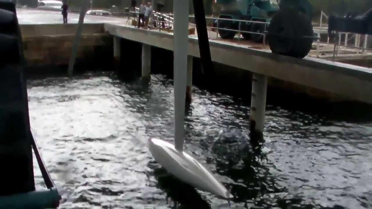 Wild Oats XI Mast Walk-By and Lift-out Prior to the start of the RSHYR