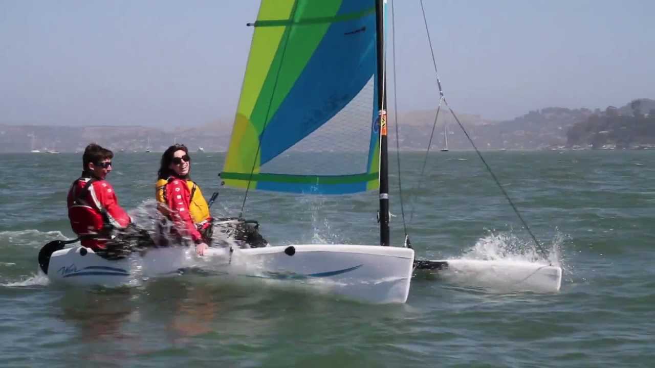 Sailing the Hobie Wave