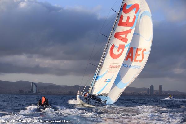 Loud and Clear: Corbella and Mar­n are third in the Barcelona World Race 2014-15 on GAES Centros Auditivos