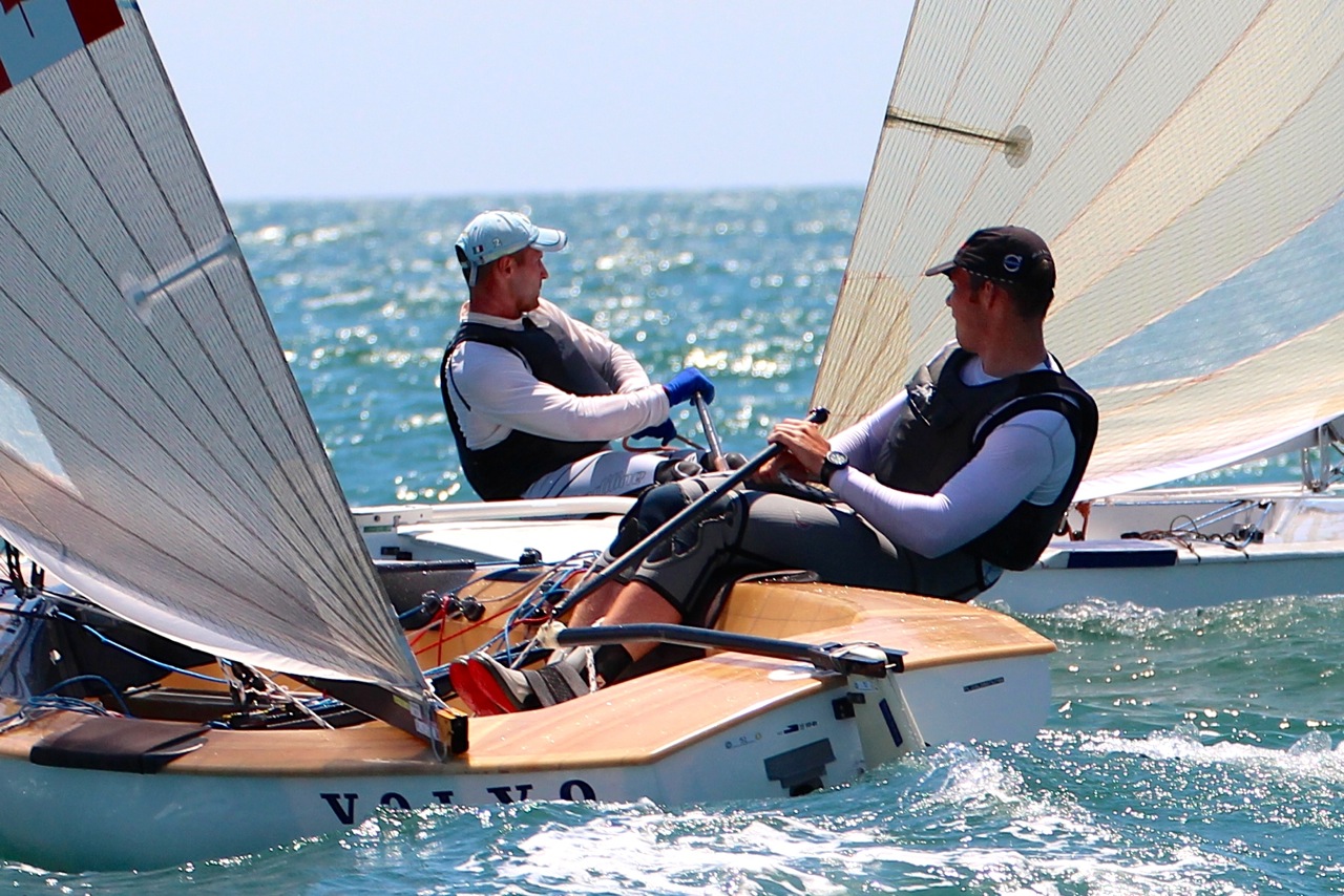 Regatta – Finn Junor World Cup in Valencia eröffnet