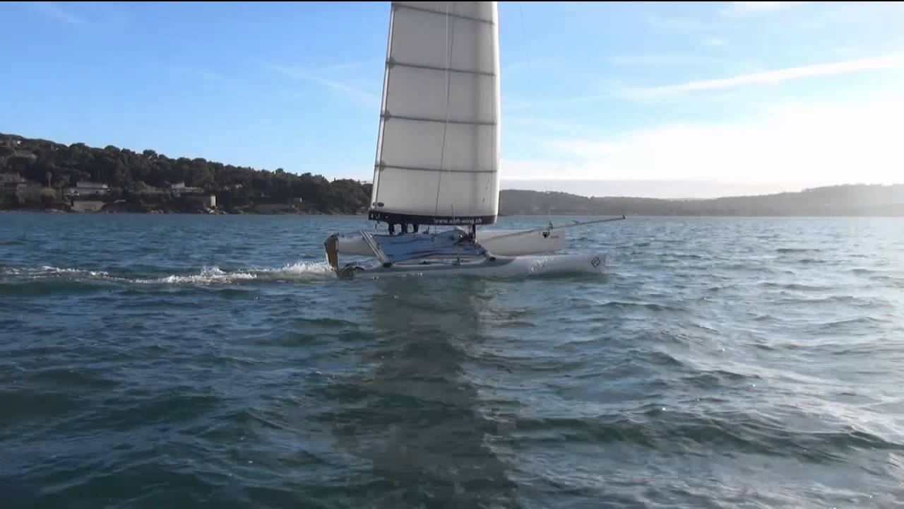 SoftWing – F18 catamaran with a soft wing