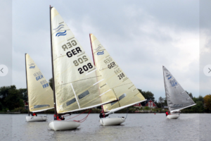 Uphuser Meer – Herbstregatta der Finn-Dinghies