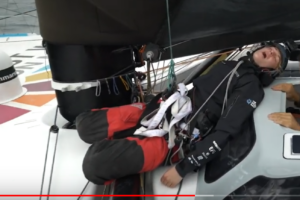 The Ocean Race 2023 – Leg 3 – Day 6 – Nach 2 1/2 Stunden im Mast ist Rosie platt