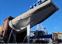 Dennis Conner’s 6 m R-Boot – mit revolutionärem Unterwasserschiff